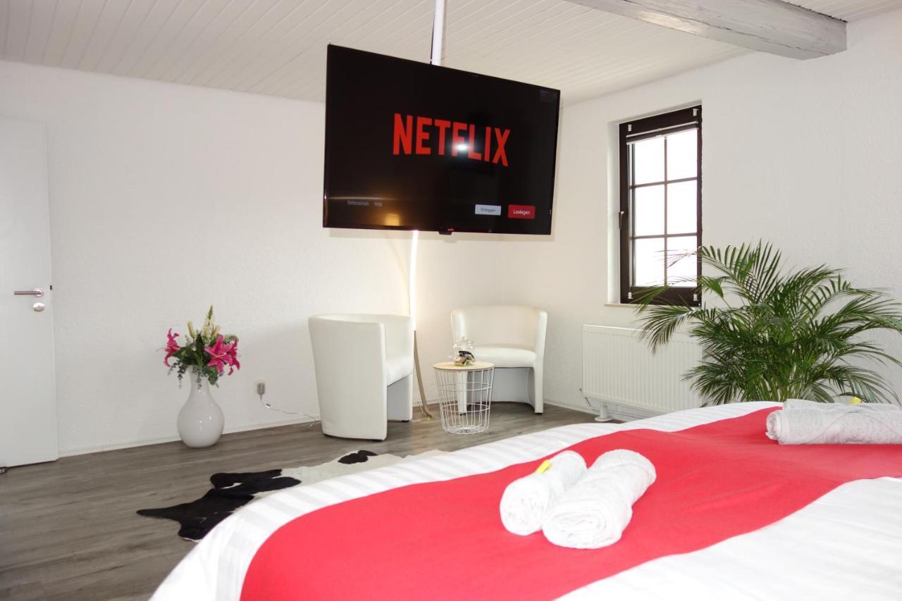 Happy-Homes Red - Up To 5 - Kueche - W-Lan - Netflix - Honig - Terrasse Altenstädt Exterior foto
